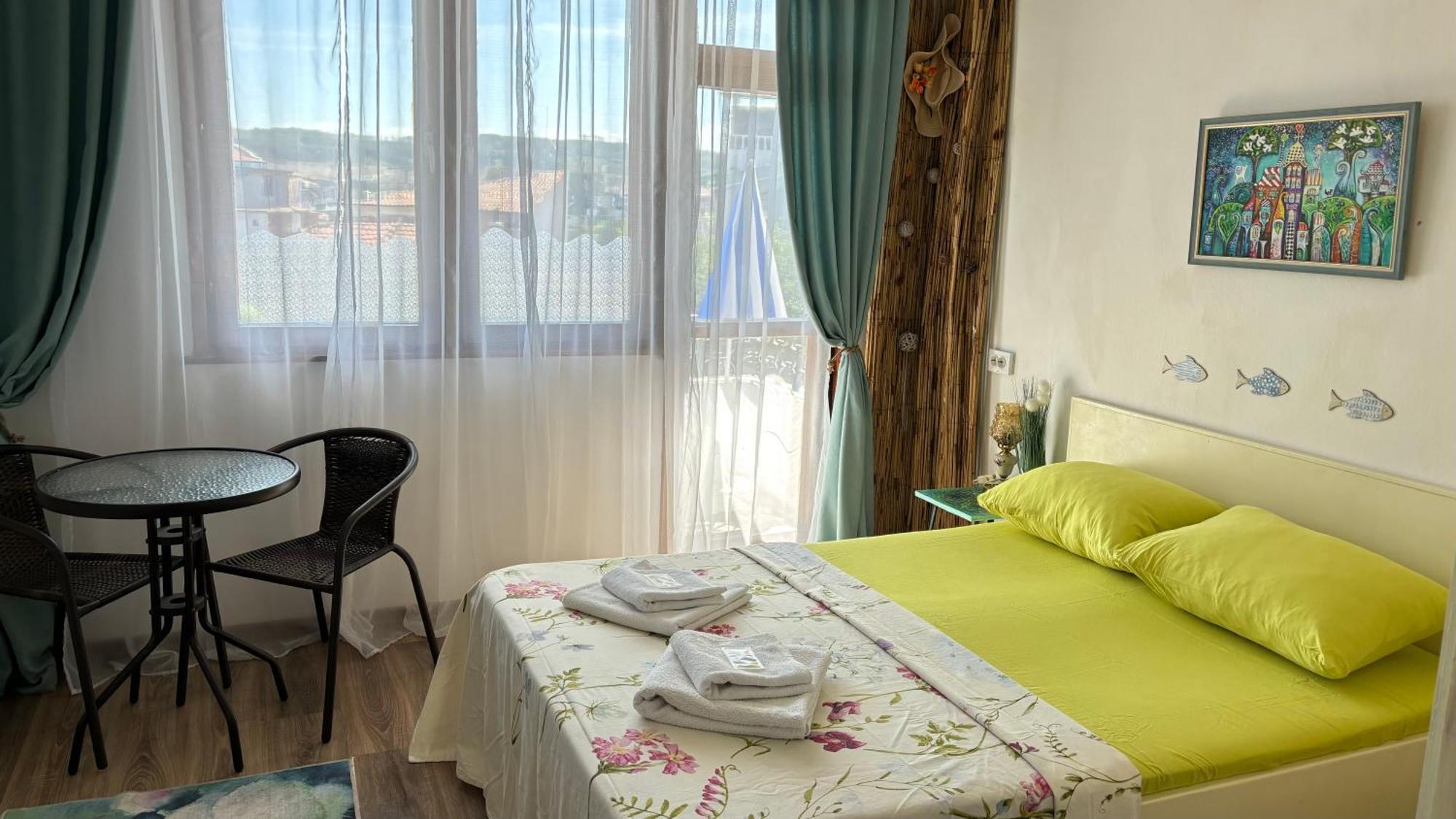 Guest House Hei Taka Sozopol Luaran gambar