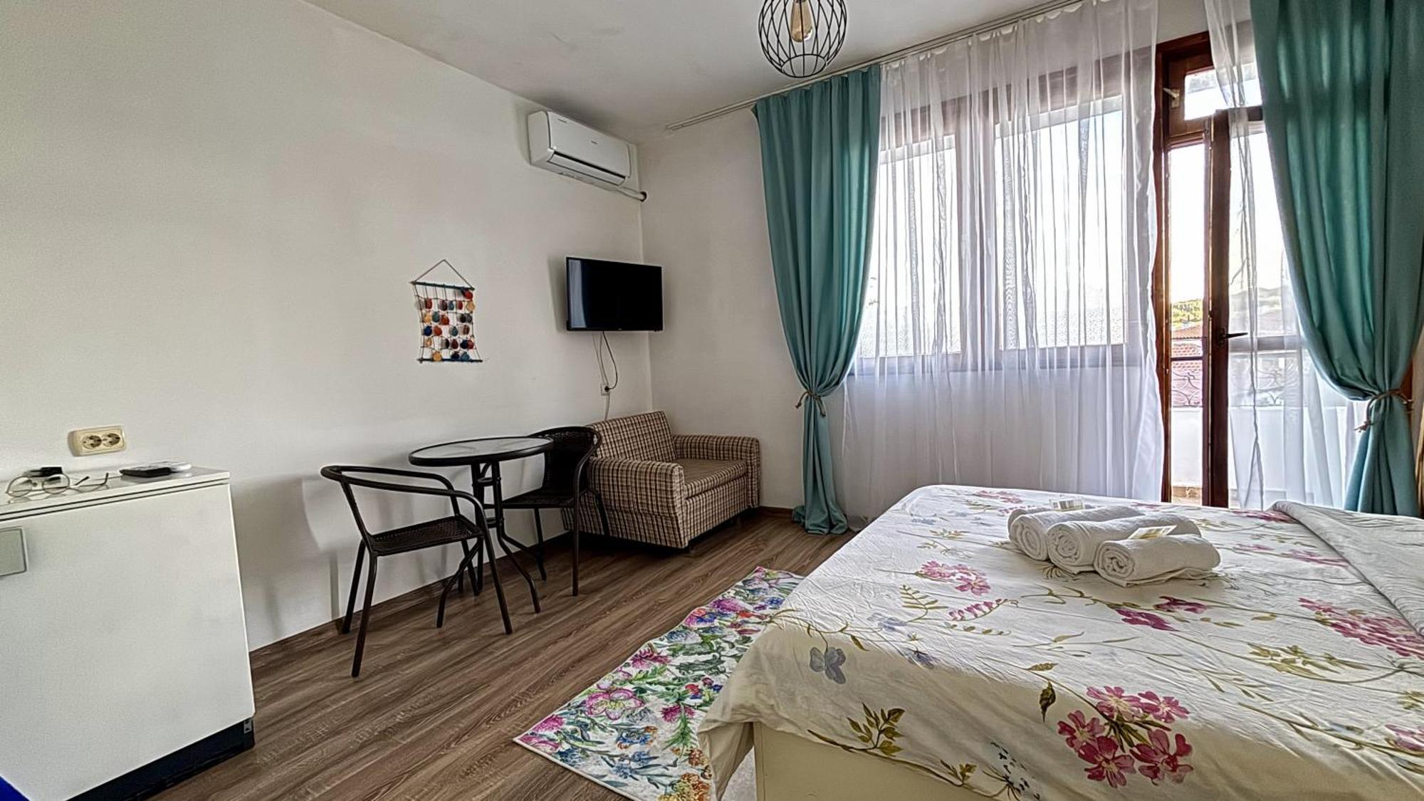 Guest House Hei Taka Sozopol Luaran gambar